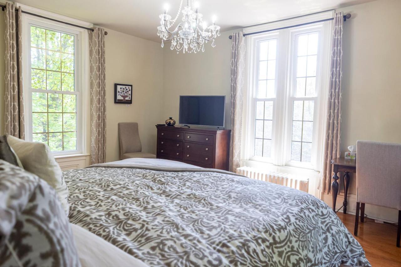Anneken 1000 Islands B&B Luxury Suites & Spa Brockville Exterior photo