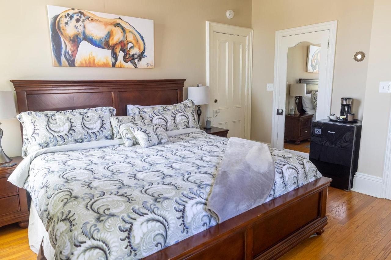 Anneken 1000 Islands B&B Luxury Suites & Spa Brockville Exterior photo